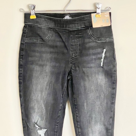 Thereabouts Superflex Jeggings Black Stretch Distressed Jeans Kids size 10 Reg - Picture 2 of 6